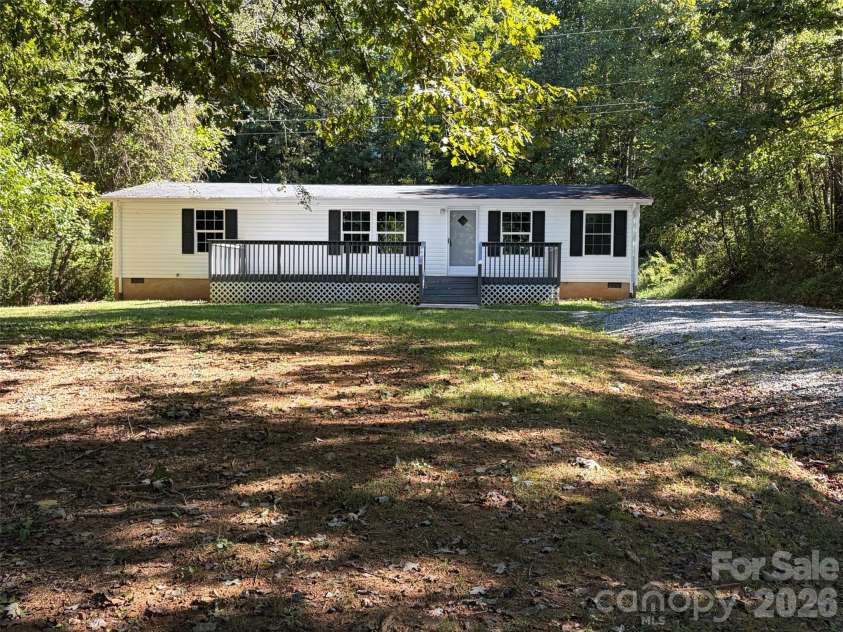 1034 Hidden View Loop, Marion, NC 28752.  MLS# CAR4429503, YatesRealty ID 53677. 
