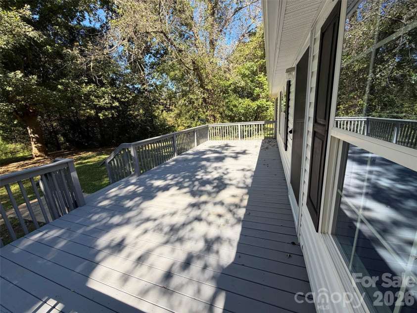 1034 Hidden View Loop, Marion, NC 28752.  MLS# CAR4429503, YatesRealty ID 53677. 