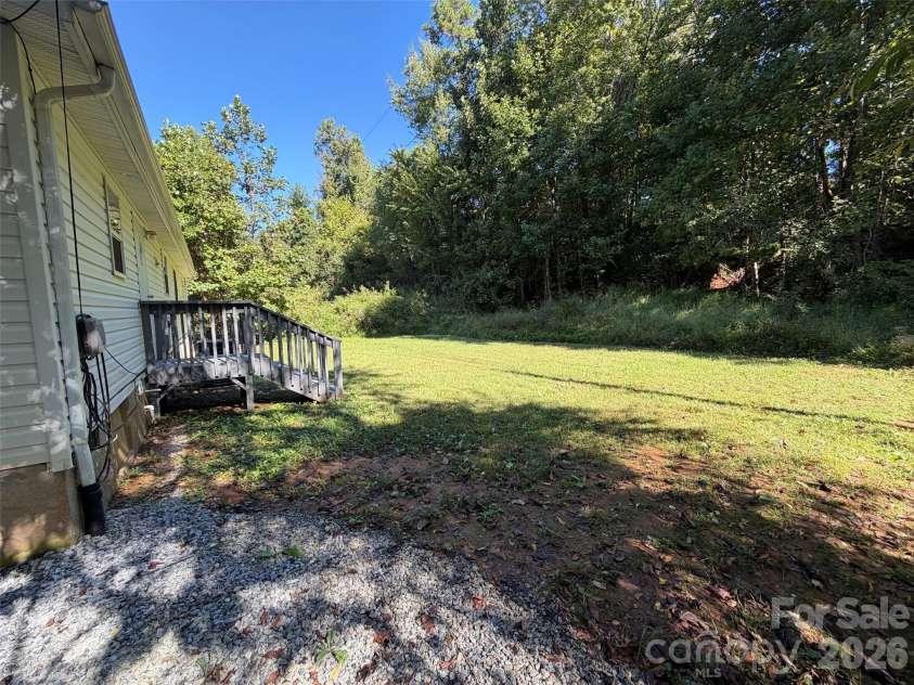 1034 Hidden View Loop, Marion, NC 28752.  MLS# CAR4429503, YatesRealty ID 53677. Back Yard