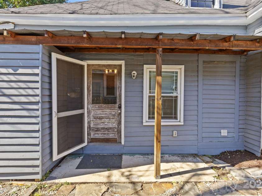 701 Torrence Street, Charlotte, NC 28204.  MLS# CAR4225479, YatesRealty ID 5368. Back Entrance
