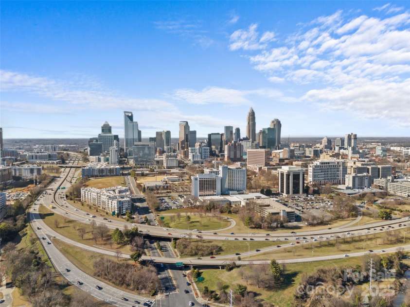 701 Torrence Street, Charlotte, NC 28204.  MLS# CAR4225479, YatesRealty ID 5368. Located just minutes from Uptown.