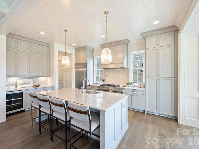 3116 Ella Katherine Way, Charlotte, NC 28210.  MLS# CAR4420912, YatesRealty ID 53680. 