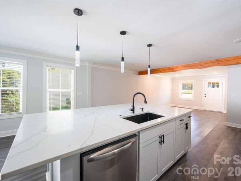 2520 Alleghany Street, Charlotte, NC 28208.  MLS# CAR4429140, YatesRealty ID 53686. 