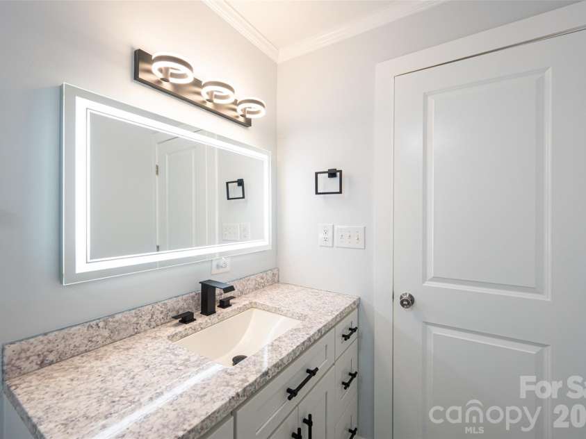 2520 Alleghany Street, Charlotte, NC 28208.  MLS# CAR4429140, YatesRealty ID 53686. 