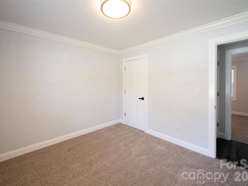 2520 Alleghany Street, Charlotte, NC 28208.  MLS# CAR4429140, YatesRealty ID 53686. 