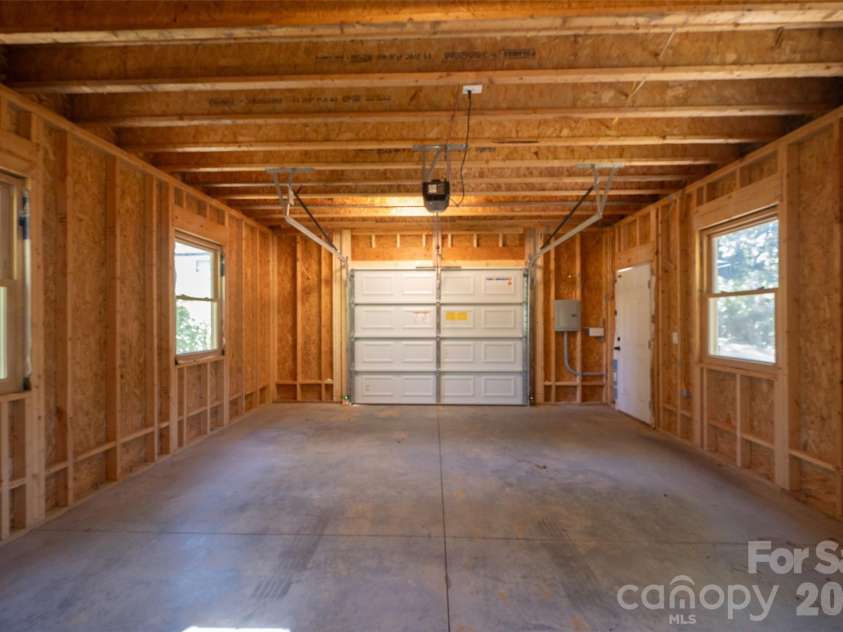 2520 Alleghany Street, Charlotte, NC 28208.  MLS# CAR4429140, YatesRealty ID 53686. 