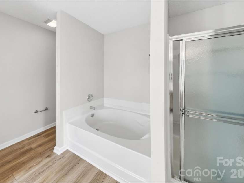 837 Chastain Avenue, Concord, NC 28025.  MLS# CAR4428618, YatesRealty ID 53688. 