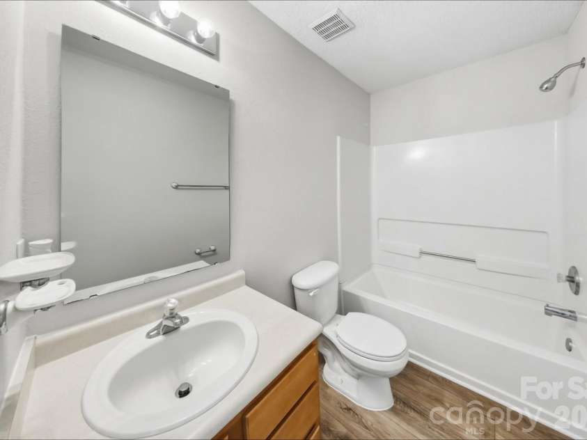 837 Chastain Avenue, Concord, NC 28025.  MLS# CAR4428618, YatesRealty ID 53688. 