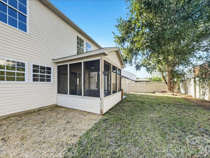 837 Chastain Avenue, Concord, NC 28025.  MLS# CAR4428618, YatesRealty ID 53688. 
