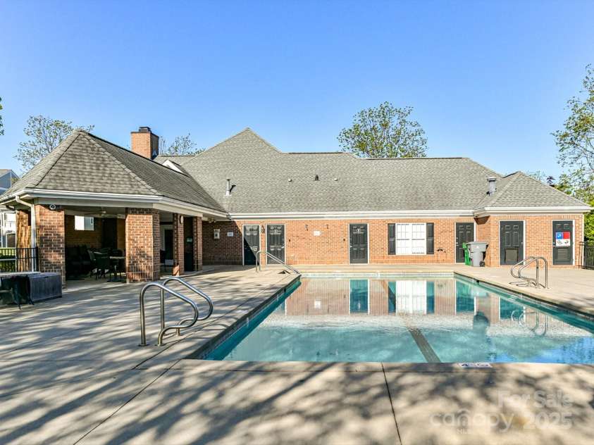 11406 Olde Turnbury Court, Charlotte, NC 28277.  MLS# CAR4233679, YatesRealty ID 5369. Community Pool has outdoor patio space.