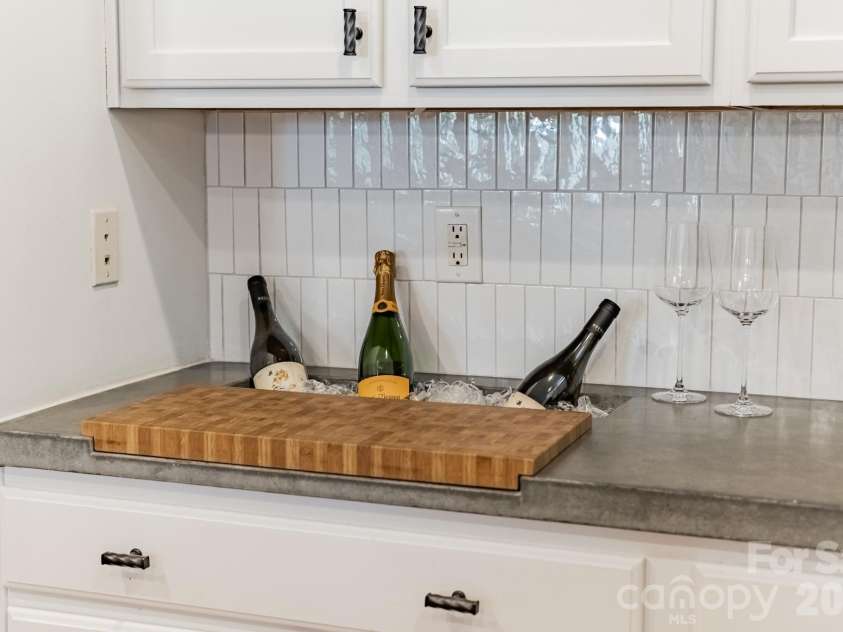 3264 Richards Crossing, Fort Mill, SC 29708.  MLS# CAR4358795, YatesRealty ID 5369. 