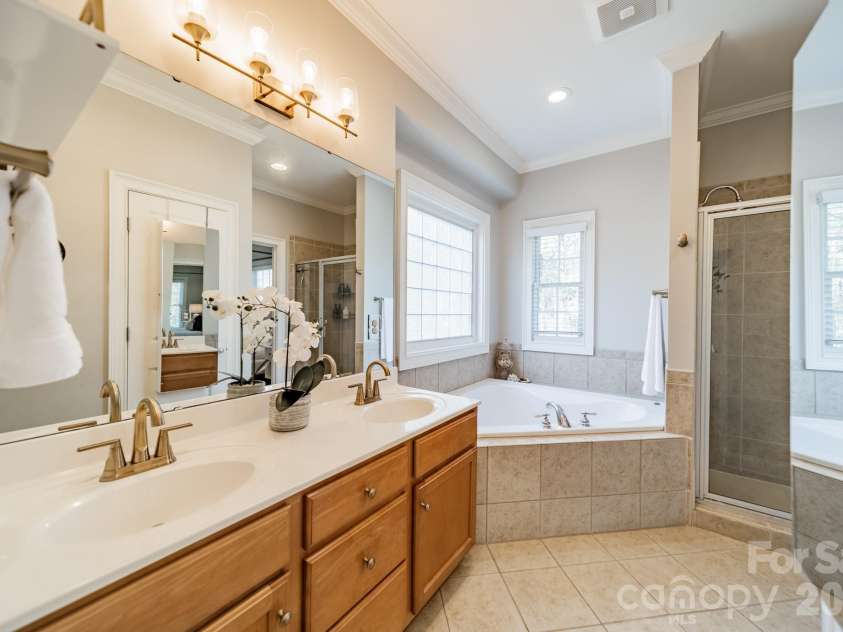 3264 Richards Crossing, Fort Mill, SC 29708.  MLS# CAR4358795, YatesRealty ID 5369. 
