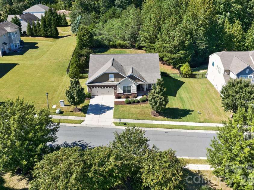 12910 Hunting Birds Lane, Charlotte, NC 28278.  MLS# CAR4427177, YatesRealty ID 53694. Full home overhead