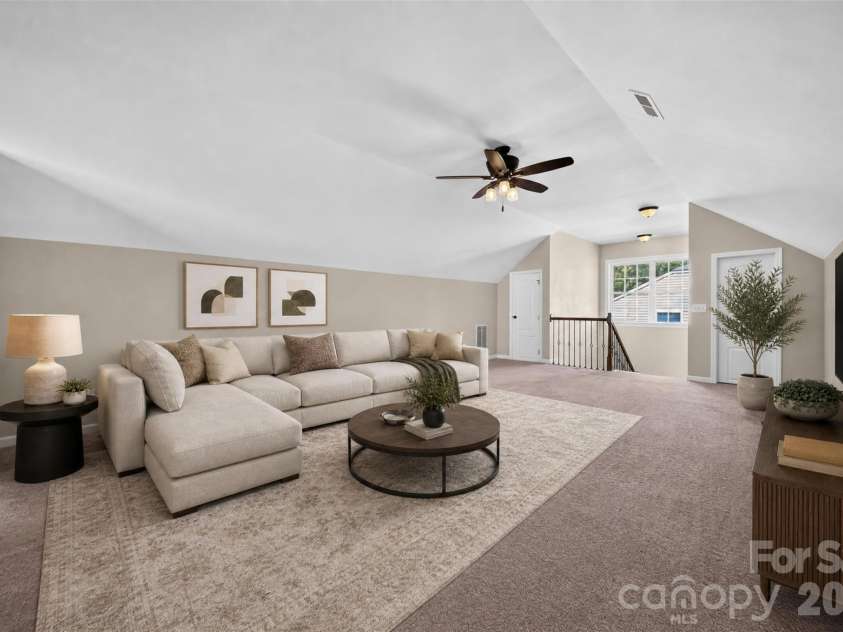 12910 Hunting Birds Lane, Charlotte, NC 28278.  MLS# CAR4427177, YatesRealty ID 53694. Second Floor Loft - virtually staged