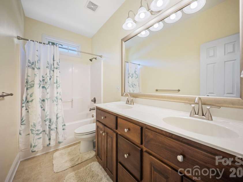7060 Bovine Lane, Harrisburg, NC 28075.  MLS# CAR4428246, YatesRealty ID 53698. 