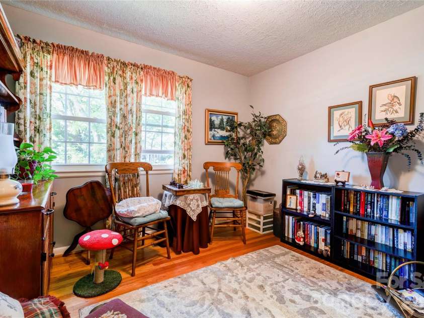 1564 Timberlake Drive, Shelby, NC 28150.  MLS# CAR4429438, YatesRealty ID 53699. Bedroom #3