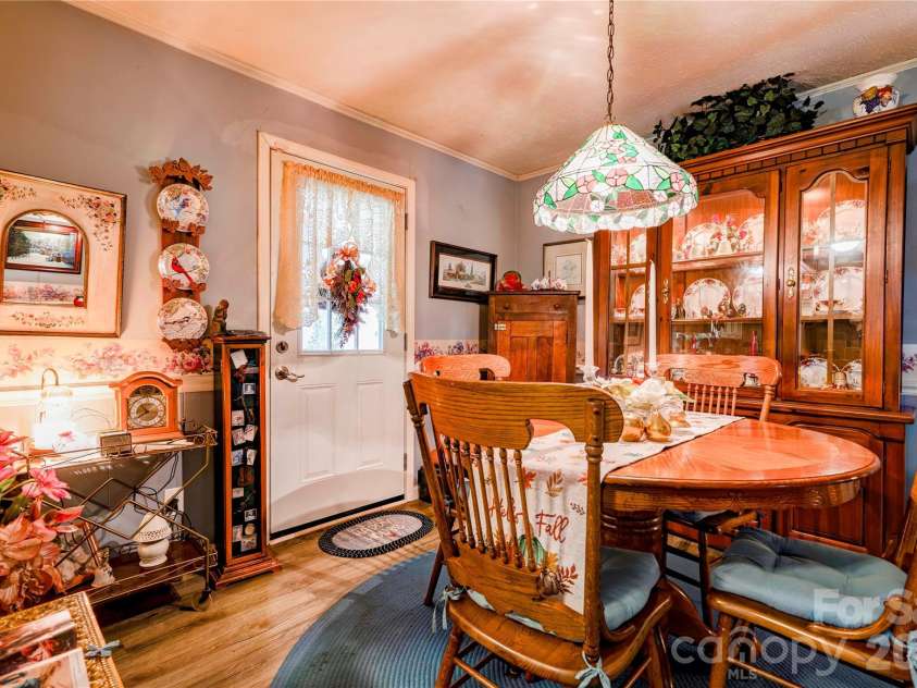 1564 Timberlake Drive, Shelby, NC 28150.  MLS# CAR4429438, YatesRealty ID 53699. Dining Room