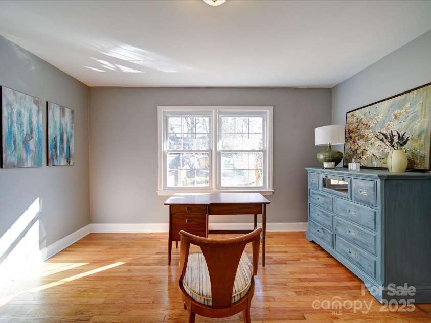 2036 Edgewater Drive, Charlotte, NC 28210.  MLS# CAR4234294, YatesRealty ID 5370. 