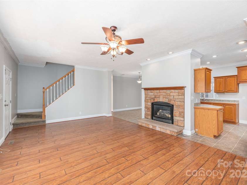 236 Pole Miller Extension, Brevard, NC 28712.  MLS# CAR4323000, YatesRealty ID 5370. 