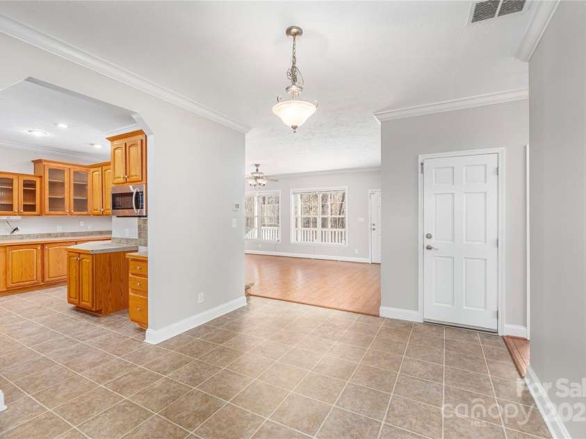 236 Pole Miller Extension, Brevard, NC 28712.  MLS# CAR4323000, YatesRealty ID 5370. 