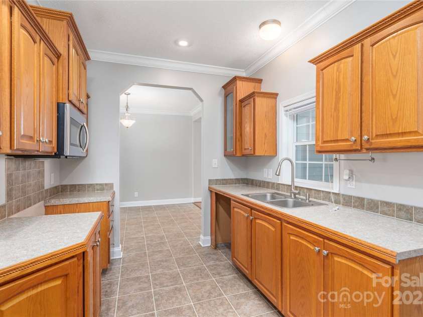 236 Pole Miller Extension, Brevard, NC 28712.  MLS# CAR4323000, YatesRealty ID 5370. 