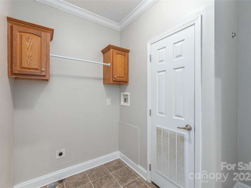 236 Pole Miller Extension, Brevard, NC 28712.  MLS# CAR4323000, YatesRealty ID 5370. 