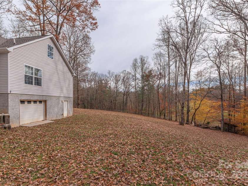 236 Pole Miller Extension, Brevard, NC 28712.  MLS# CAR4323000, YatesRealty ID 5370. 