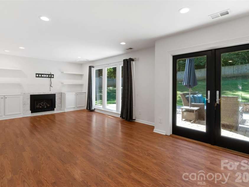 3301 Rillet Court, Charlotte, NC 28269.  MLS# CAR4427883, YatesRealty ID 53702. 