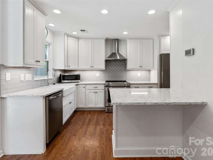 3301 Rillet Court, Charlotte, NC 28269.  MLS# CAR4427883, YatesRealty ID 53702. 
