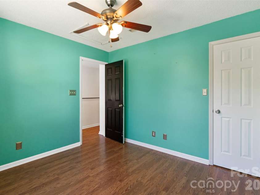 3301 Rillet Court, Charlotte, NC 28269.  MLS# CAR4427883, YatesRealty ID 53702. 