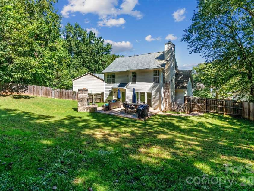 3301 Rillet Court, Charlotte, NC 28269.  MLS# CAR4427883, YatesRealty ID 53702. 