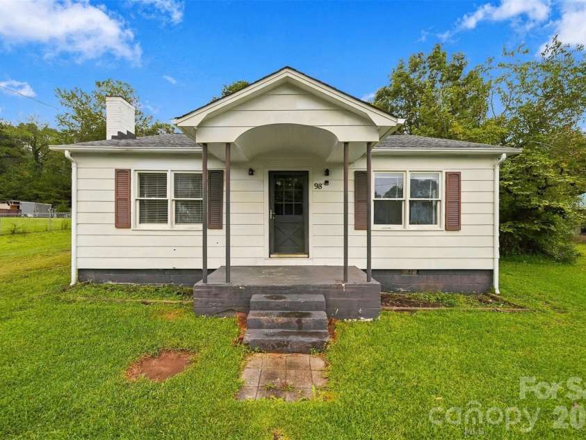98 Duke Street, Granite Falls, NC 28630.  MLS# CAR4428648, YatesRealty ID 53706. 