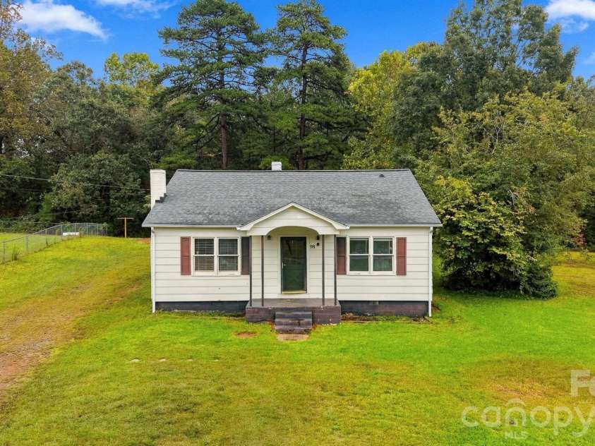 98 Duke Street, Granite Falls, NC 28630.  MLS# CAR4428648, YatesRealty ID 53706. 