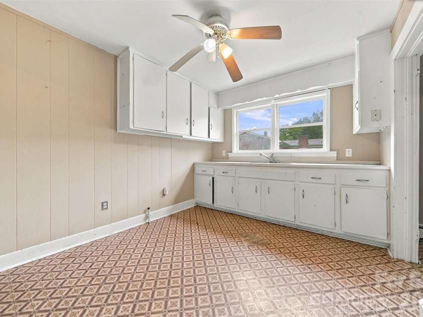 98 Duke Street, Granite Falls, NC 28630.  MLS# CAR4428648, YatesRealty ID 53706. 
