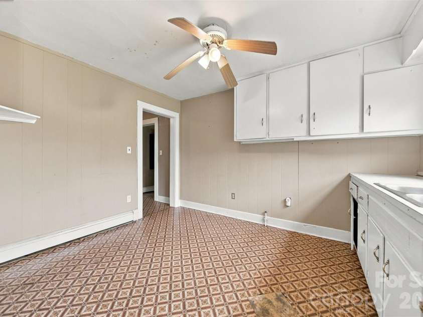 98 Duke Street, Granite Falls, NC 28630.  MLS# CAR4428648, YatesRealty ID 53706. 