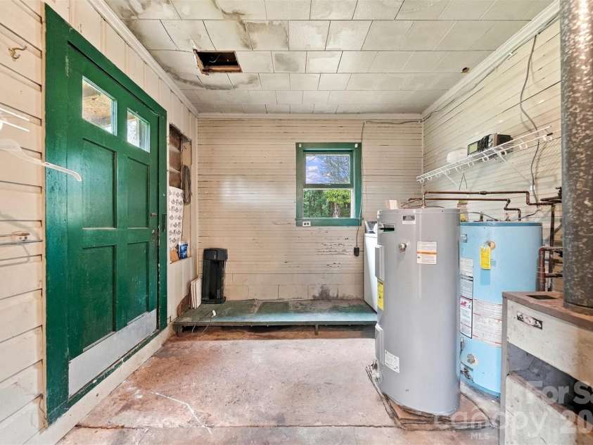 98 Duke Street, Granite Falls, NC 28630.  MLS# CAR4428648, YatesRealty ID 53706. 