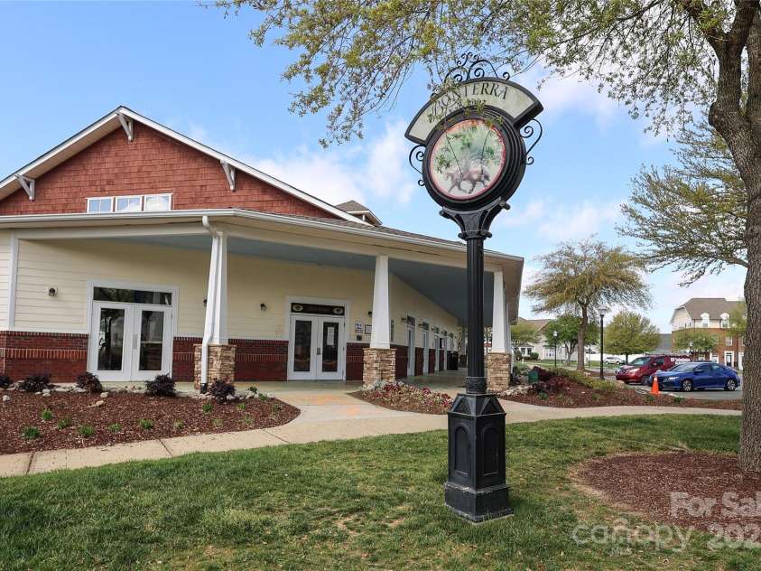 5121 Alysheba Drive, Indian Trail, NC 28079.  MLS# CAR4243542, YatesRealty ID 5371. 