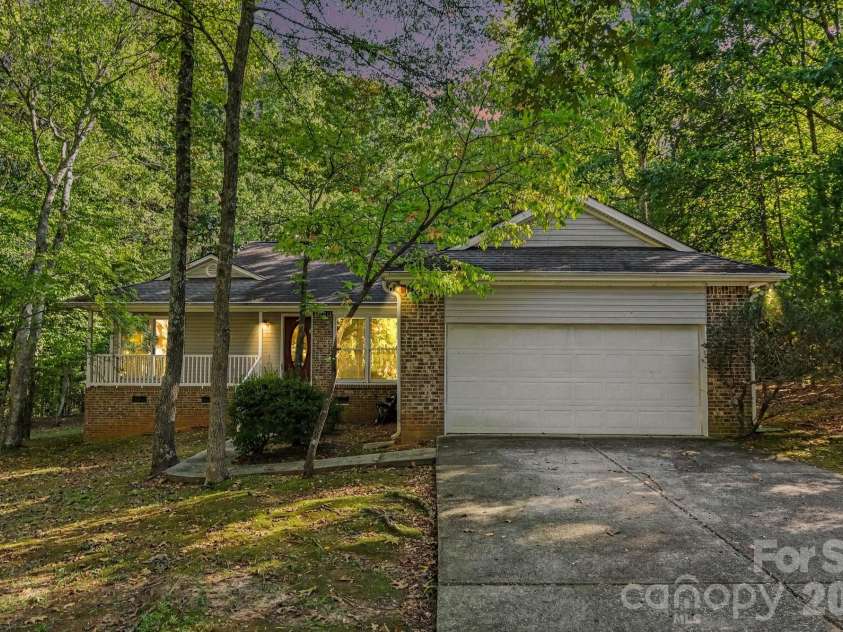 5607 Dorchester Avenue, Harrisburg, NC 28075.  MLS# CAR4429298, YatesRealty ID 53711. 