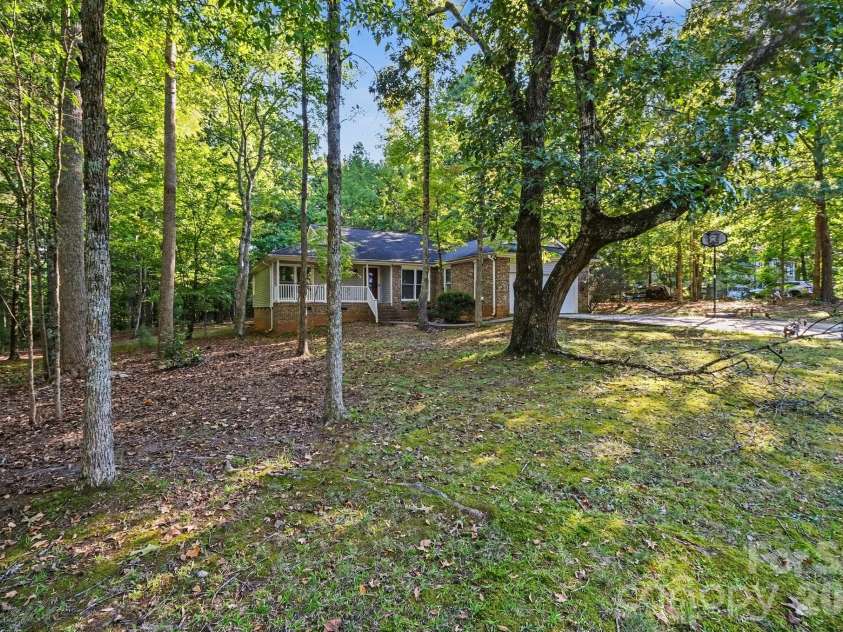 5607 Dorchester Avenue, Harrisburg, NC 28075.  MLS# CAR4429298, YatesRealty ID 53711. 