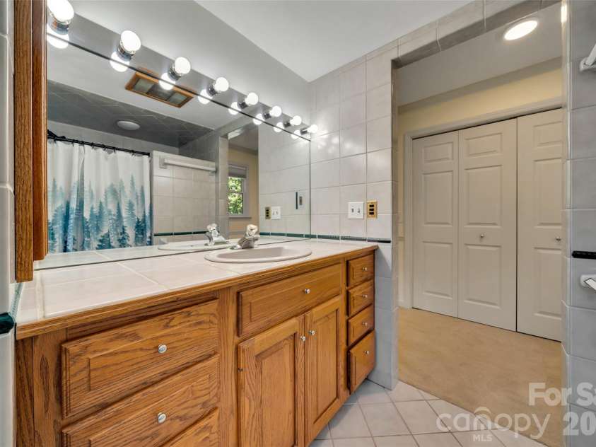 109 Greenwood Forest Drive, Etowah, NC 28729.  MLS# CAR4429683, YatesRealty ID 53712. 