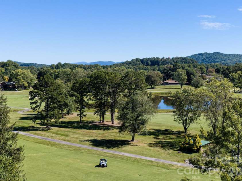 109 Greenwood Forest Drive, Etowah, NC 28729.  MLS# CAR4429683, YatesRealty ID 53712. 