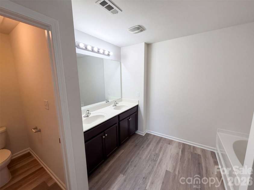 3980 Long Arrow Drive, Concord, NC 28025.  MLS# CAR4429827, YatesRealty ID 53713. 