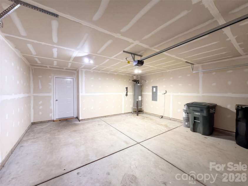 3980 Long Arrow Drive, Concord, NC 28025.  MLS# CAR4429827, YatesRealty ID 53713. 