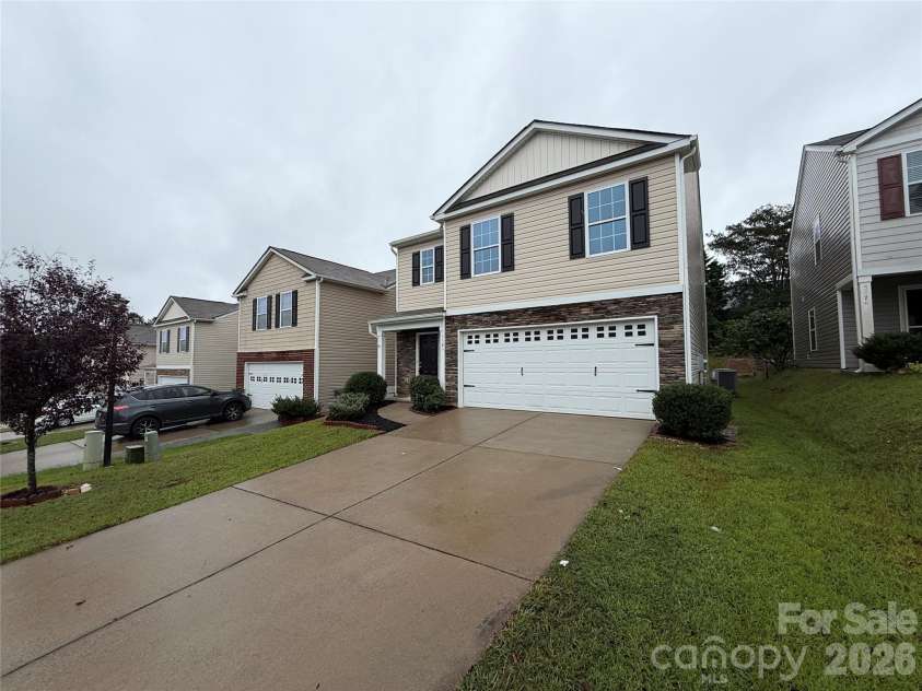 3980 Long Arrow Drive, Concord, NC 28025.  MLS# CAR4429827, YatesRealty ID 53713. 
