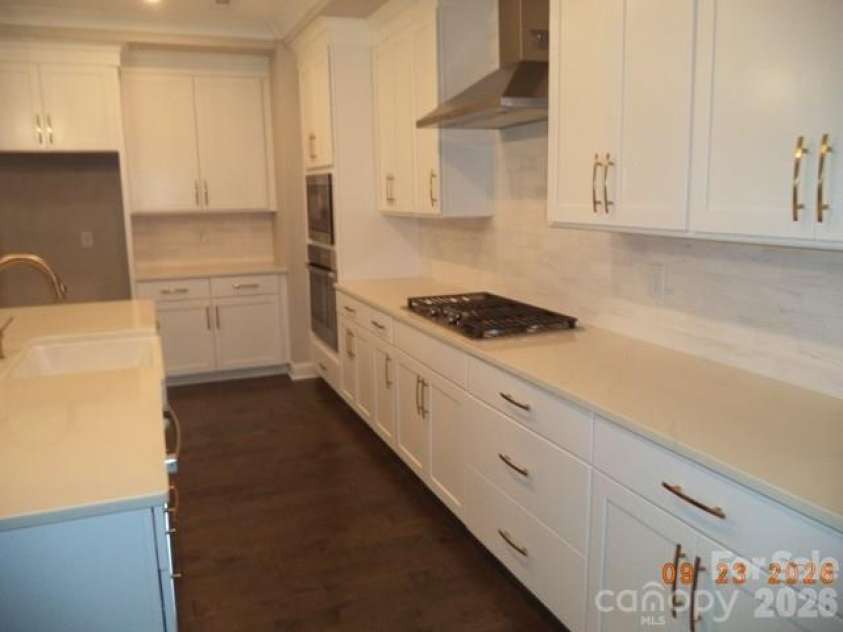 8722 Sherrills Ford Road, Sherrills Ford, NC 28673.  MLS# CAR4429772, YatesRealty ID 53716. Kitchen
