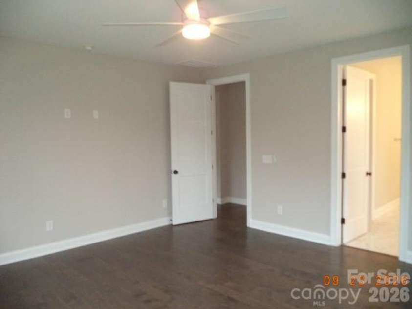8722 Sherrills Ford Road, Sherrills Ford, NC 28673.  MLS# CAR4429772, YatesRealty ID 53716. Primary suite