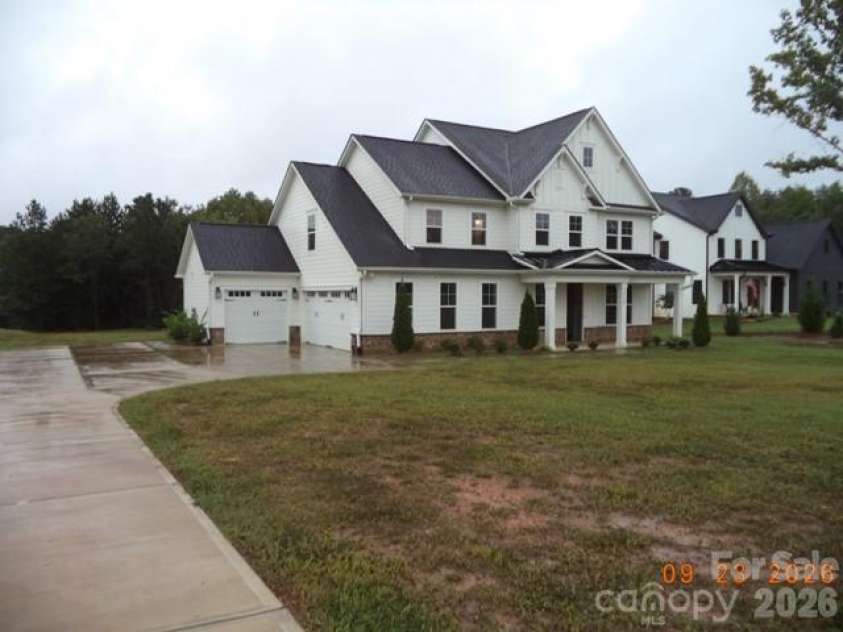 8722 Sherrills Ford Road, Sherrills Ford, NC 28673.  MLS# CAR4429772, YatesRealty ID 53716. Side