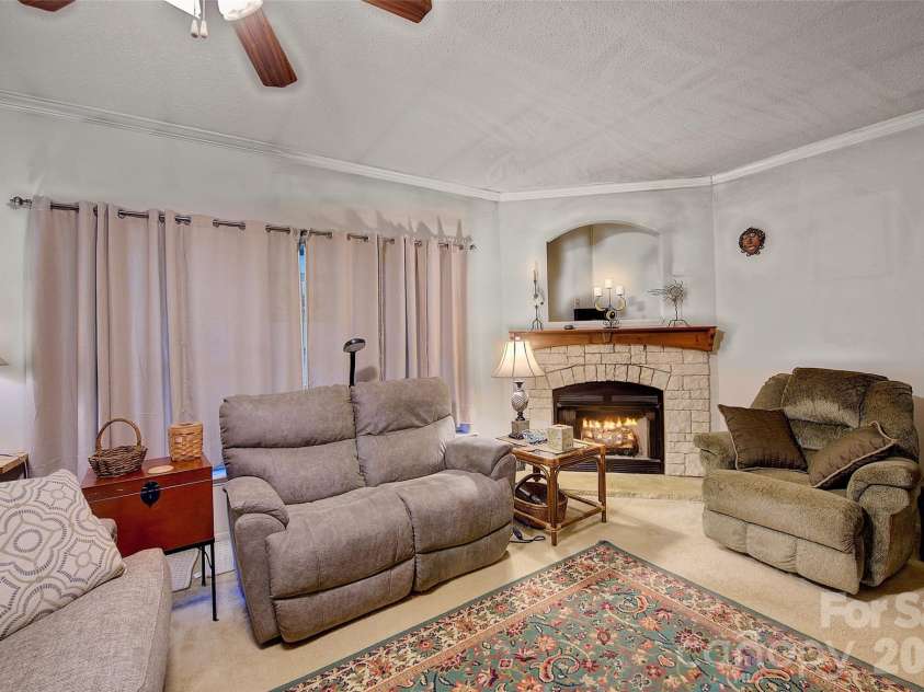 397 Reservoir Road, Spruce Pine, NC 28777.  MLS# CAR4429844, YatesRealty ID 53719. 