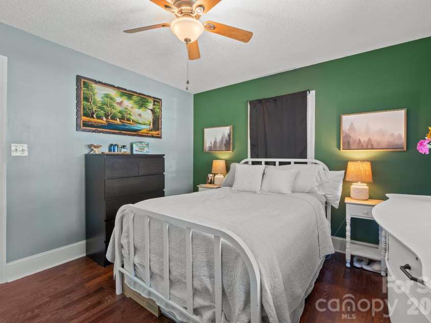 907 Mauney Road, Stanley, NC 28164.  MLS# CAR4429379, YatesRealty ID 53720. 