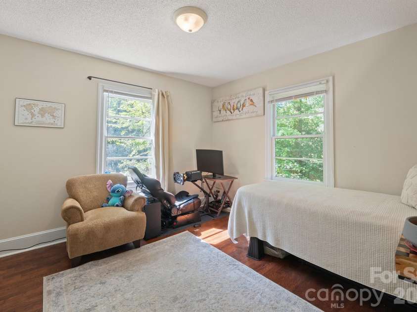 907 Mauney Road, Stanley, NC 28164.  MLS# CAR4429379, YatesRealty ID 53720. 